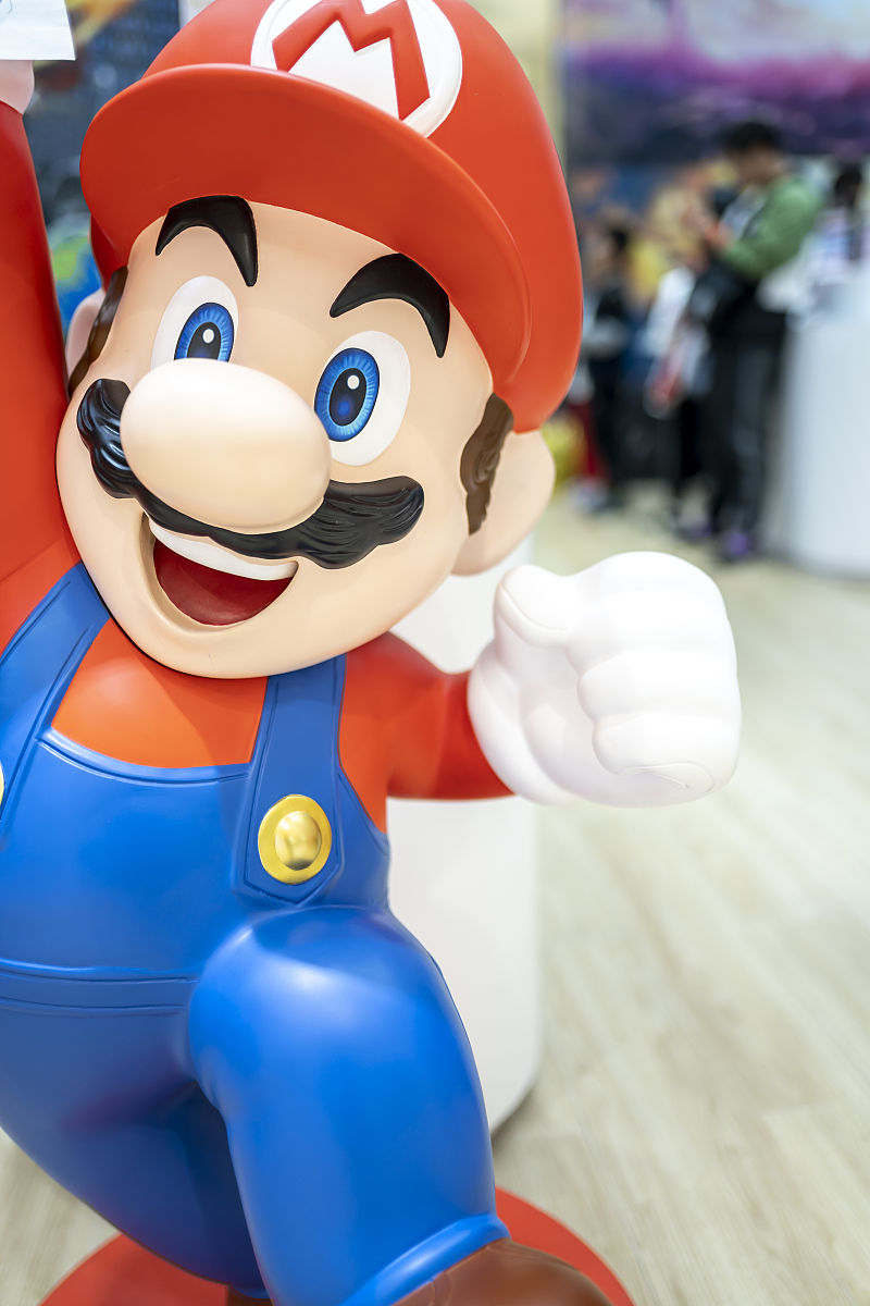 iOS 上最受欢迎的横版过关游戏 - 超级马里奥