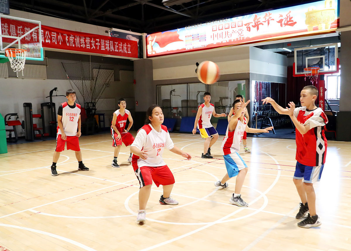 社区志愿篮球队1000字实践调研报告