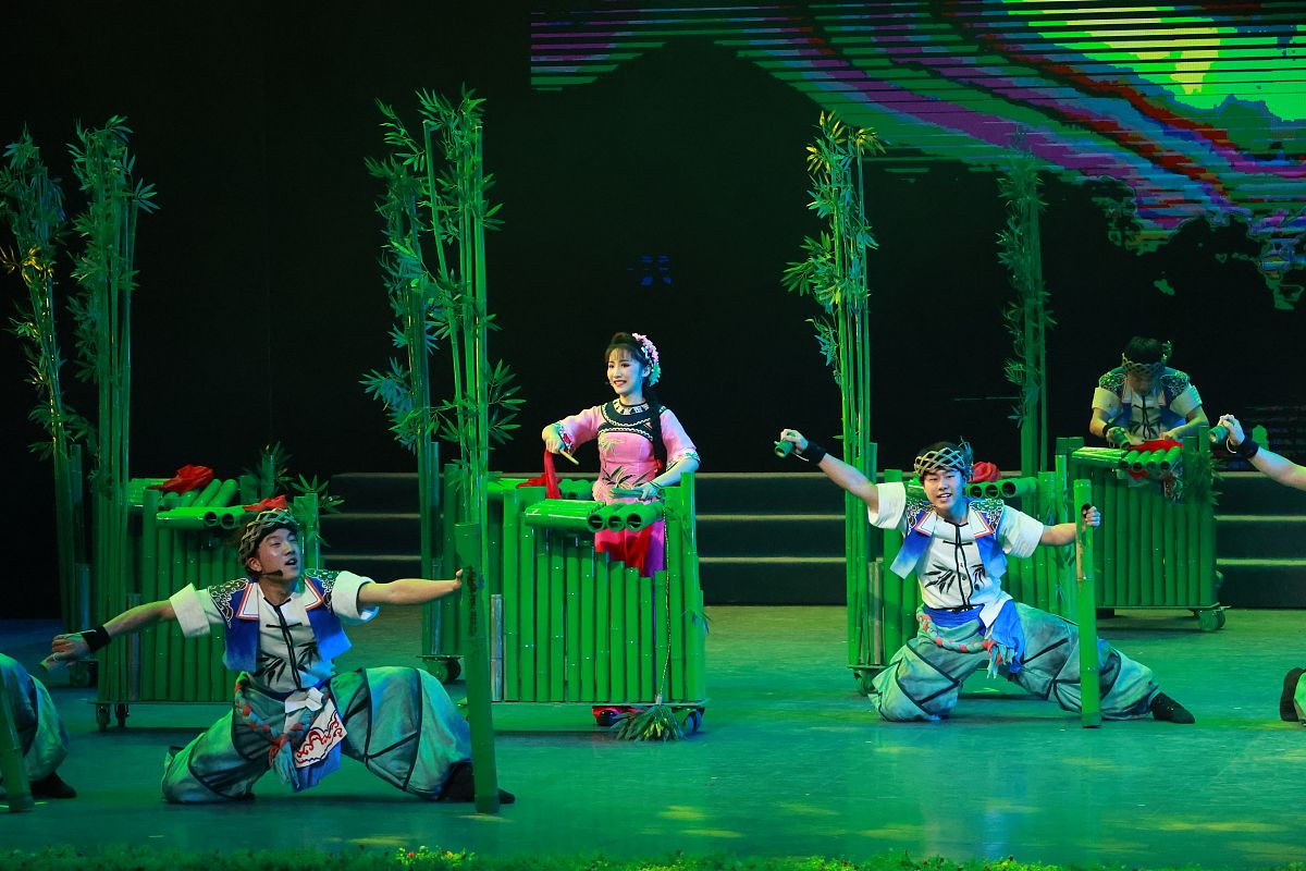 威海艺校招生办联系电话