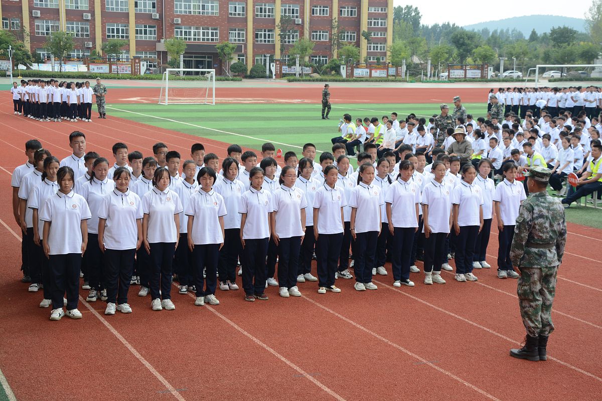 西安交通工程学校：初中毕业考不上高中怎么办？可以上铁路学校吗？