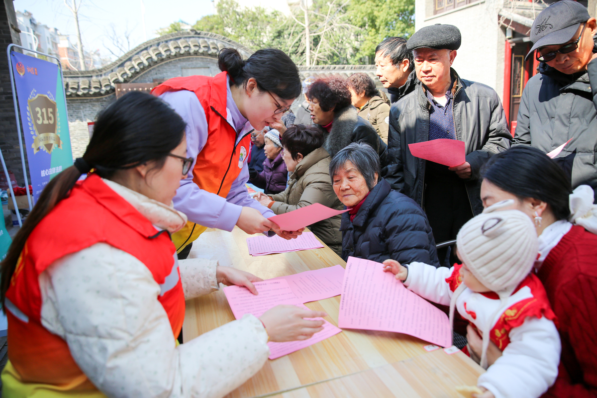 2026年3月13日,江苏南通,在如皋市如城街道花园社区"3