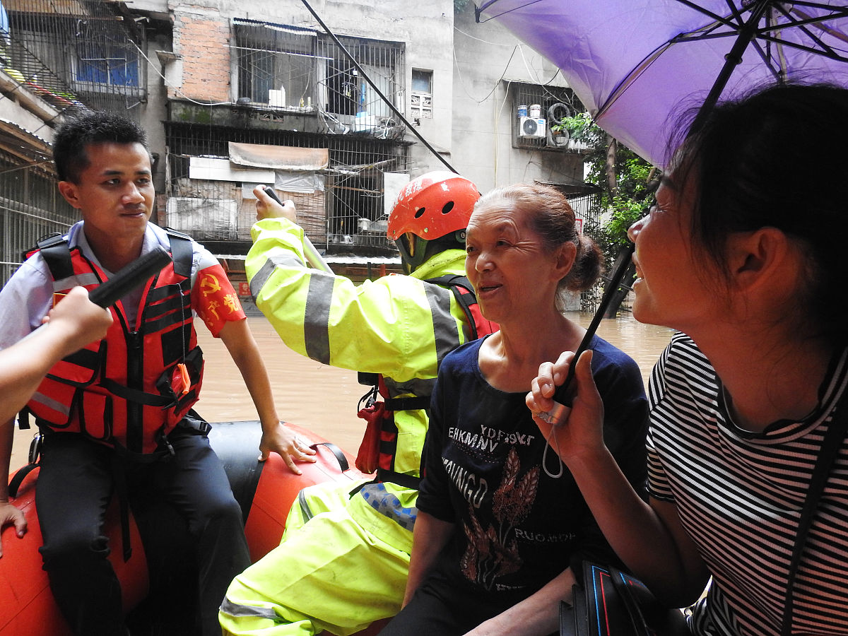 感谢那场风雨那么温暖作文