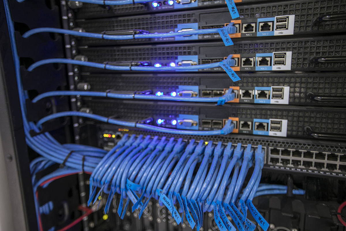 企业级万兆核心交换机品牌推荐与报价指南