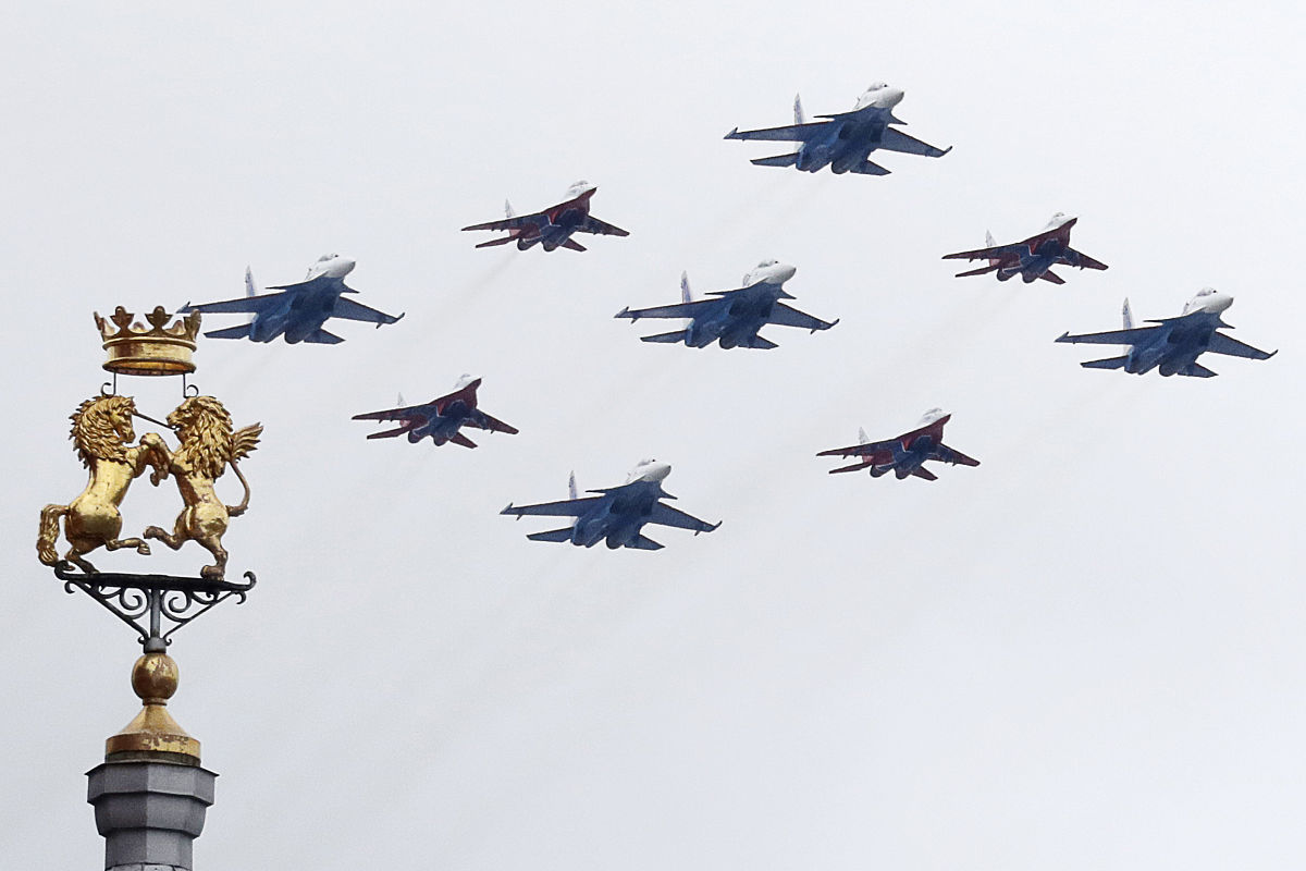 当地时间2021年5月9日,俄罗斯莫斯科,庆祝卫国战争胜利76周年阅兵式在
