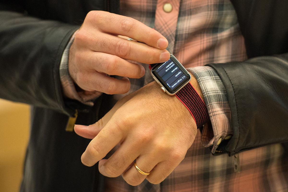 Apple Watch Series 3 能否与最新 iPhone 配合使用？