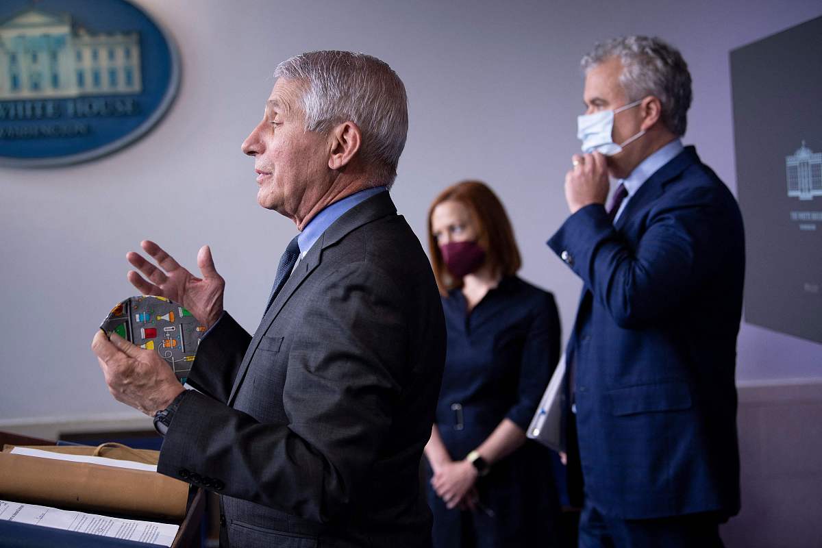 聘请专家入校对学校发展及文化设计进行指导的报告怎么写