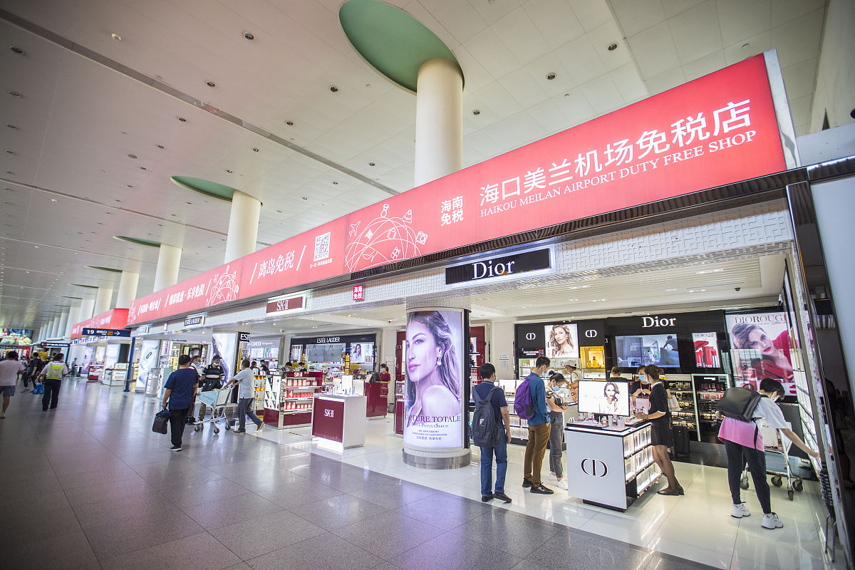 写一篇新闻报道以长沙综合保税区首单跨境进口香水业务落地要求体现法国香水多部门联合推动监管创新