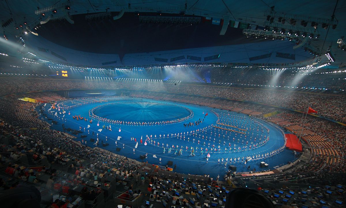 杭州亚运会：点燃奥林匹克精神，展现亚洲体育力量