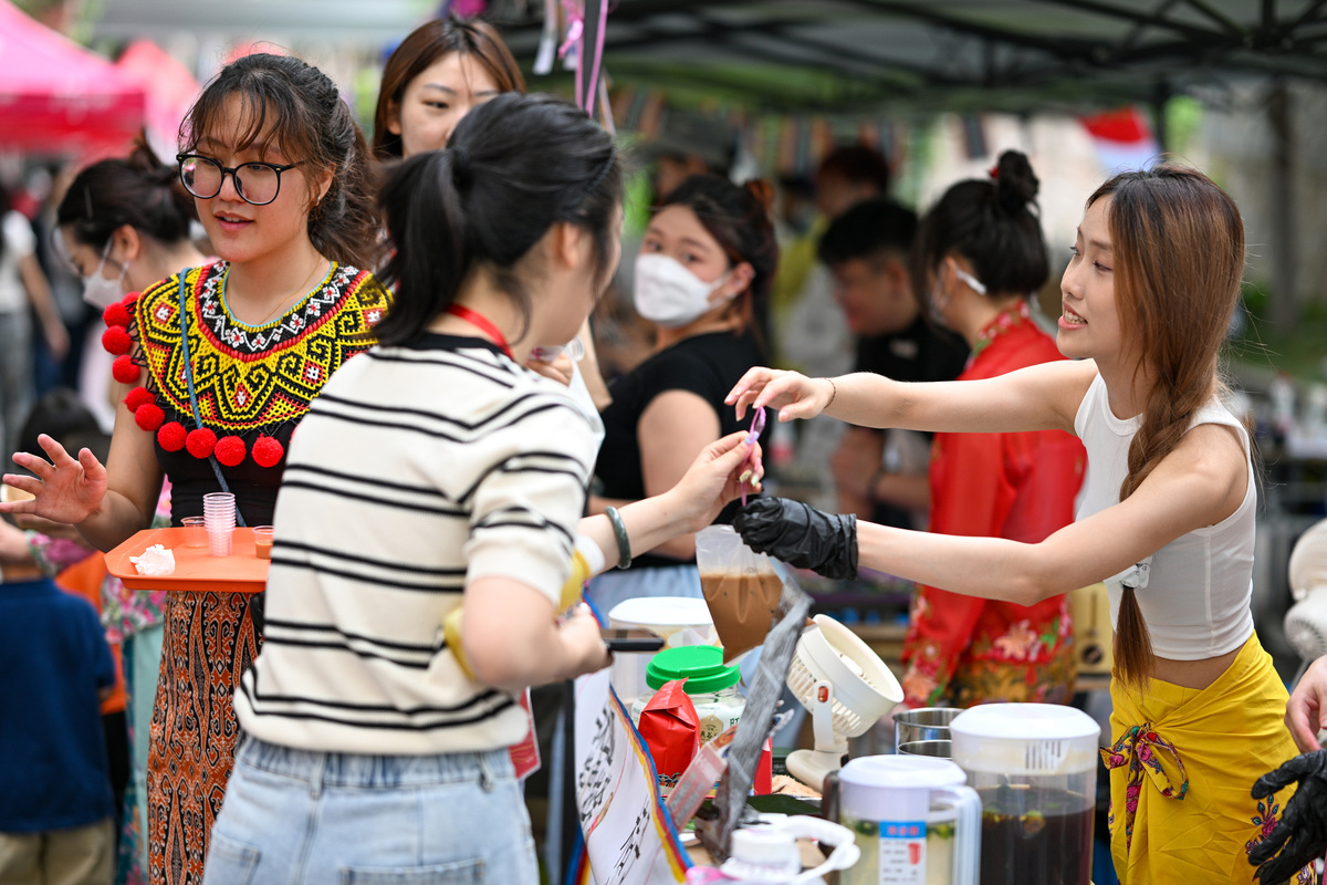 大学生摆地摊有什么商品成本低还好赚钱