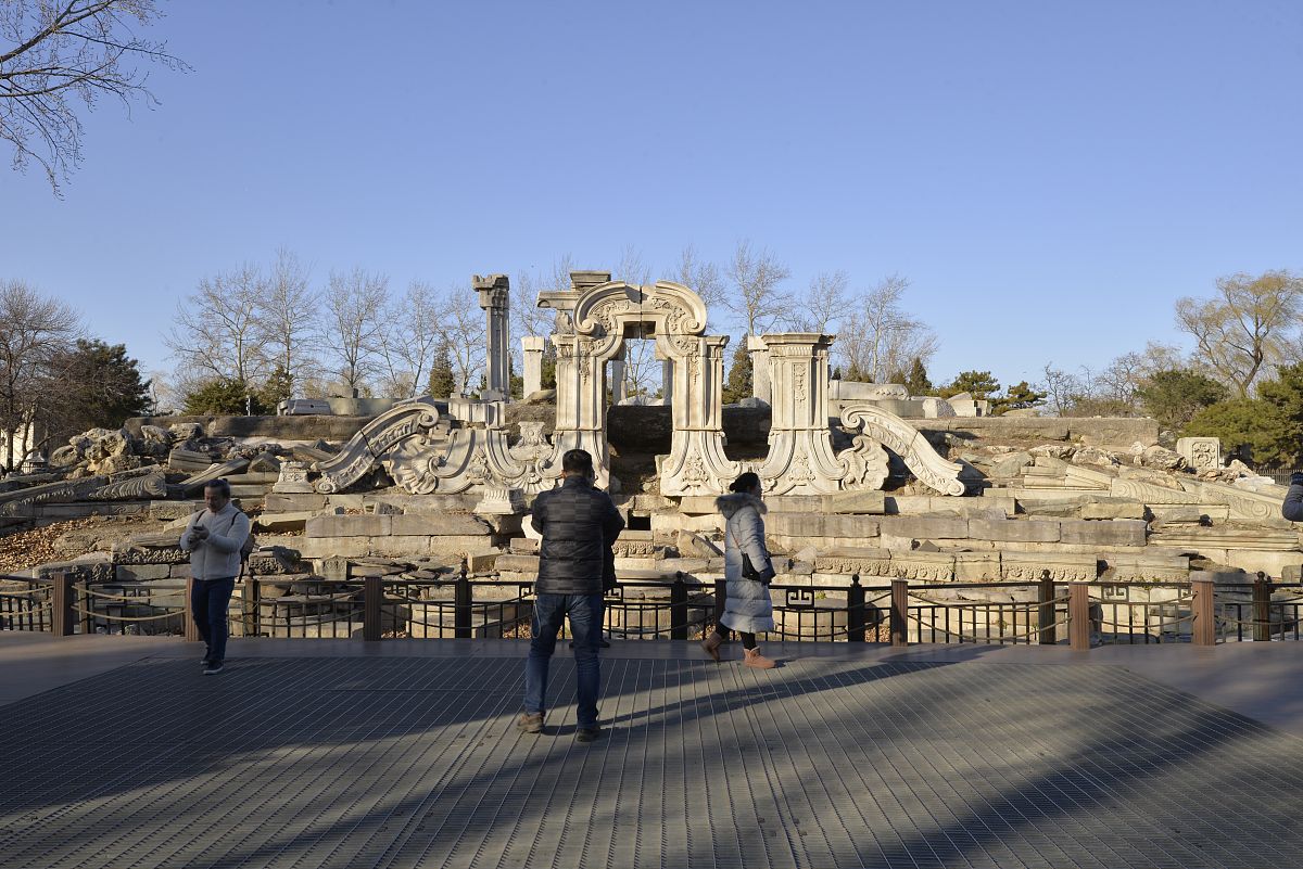 英法联军火烧圆明园：历史警示与启示