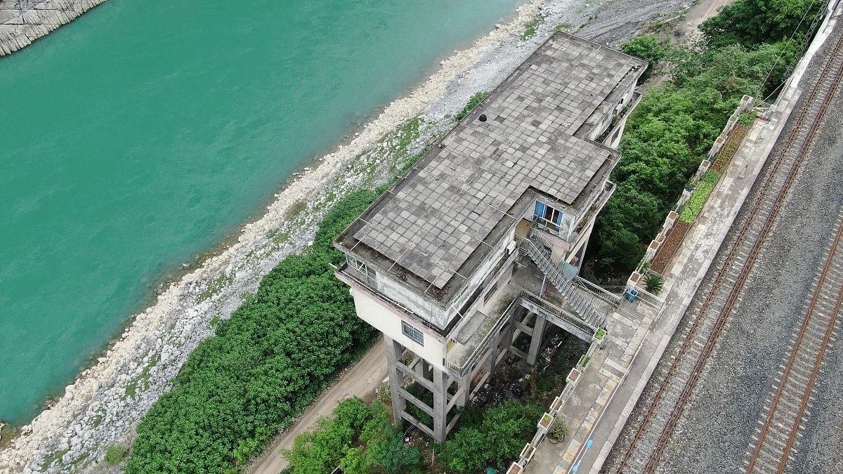 成都铁路运输学校秋季招生 | 培养铁路运输人才的摇篮