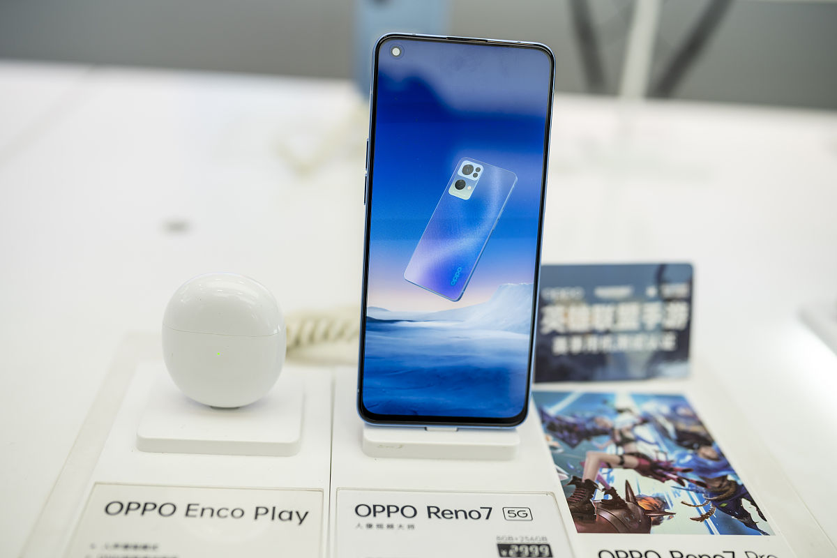 去美国留学是苹果14手机相对应的三星手机是什么型号