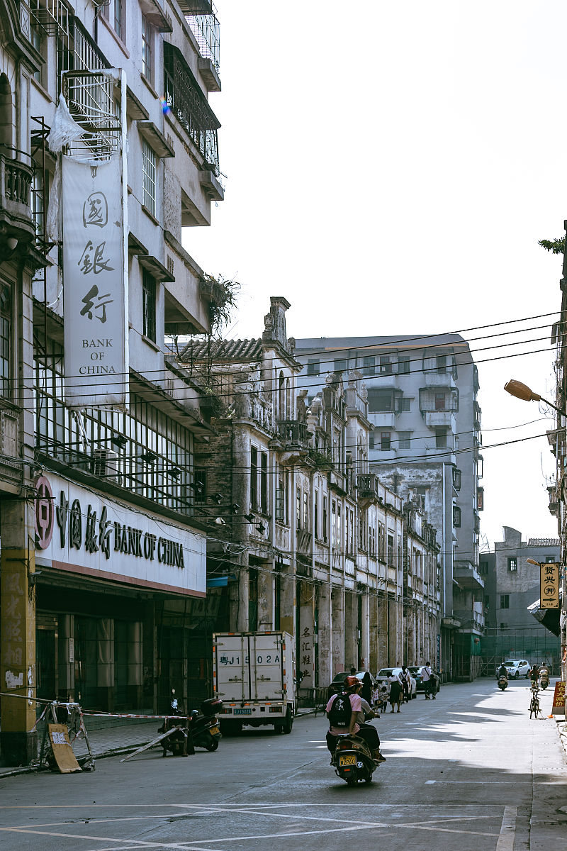 开平吴汉良理工学校2020年招生简章