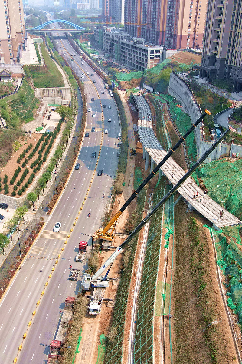 进贤云桥南路铁路桥为什么不修