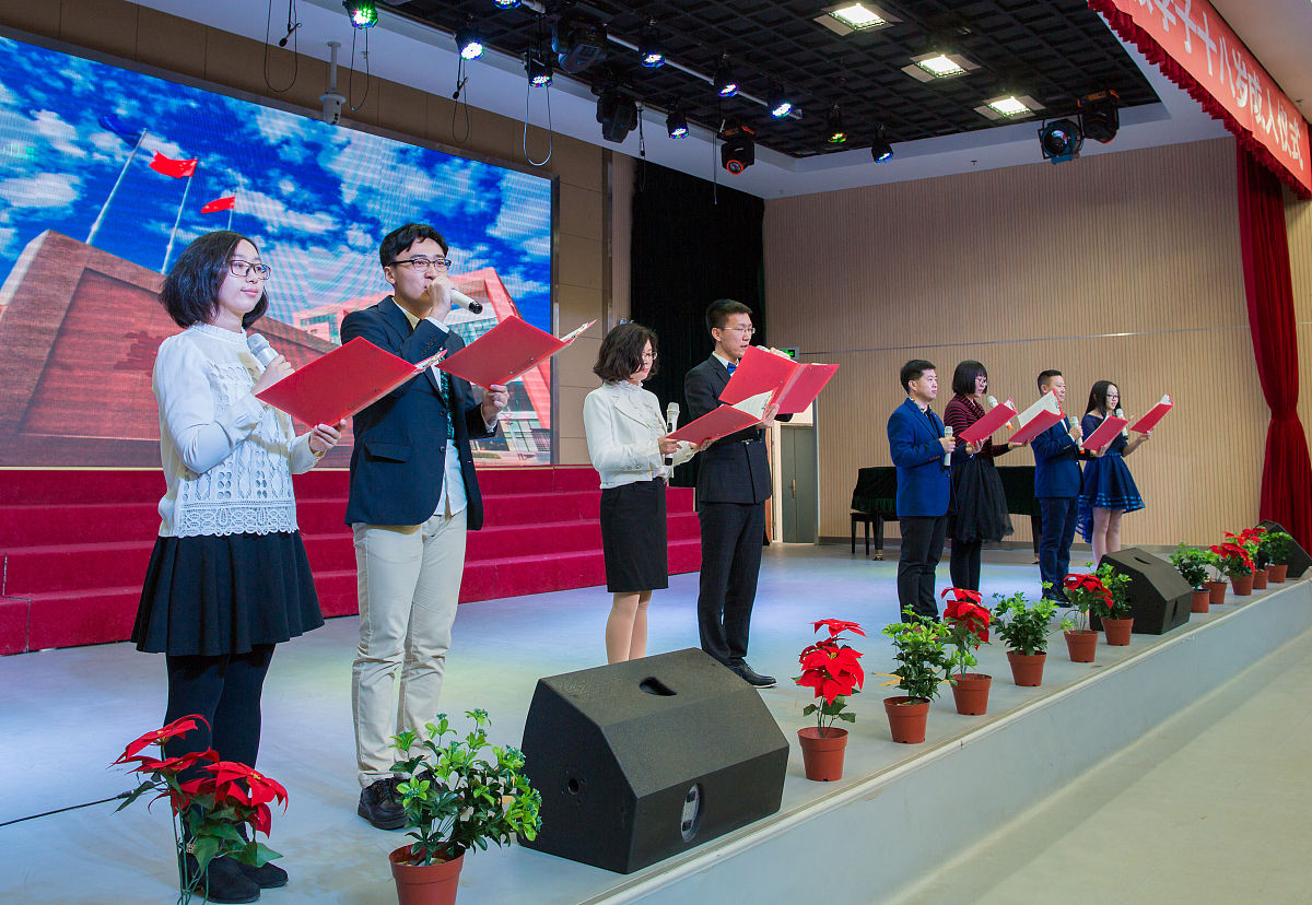 成都铁路学校教师课堂教学阅历丰富