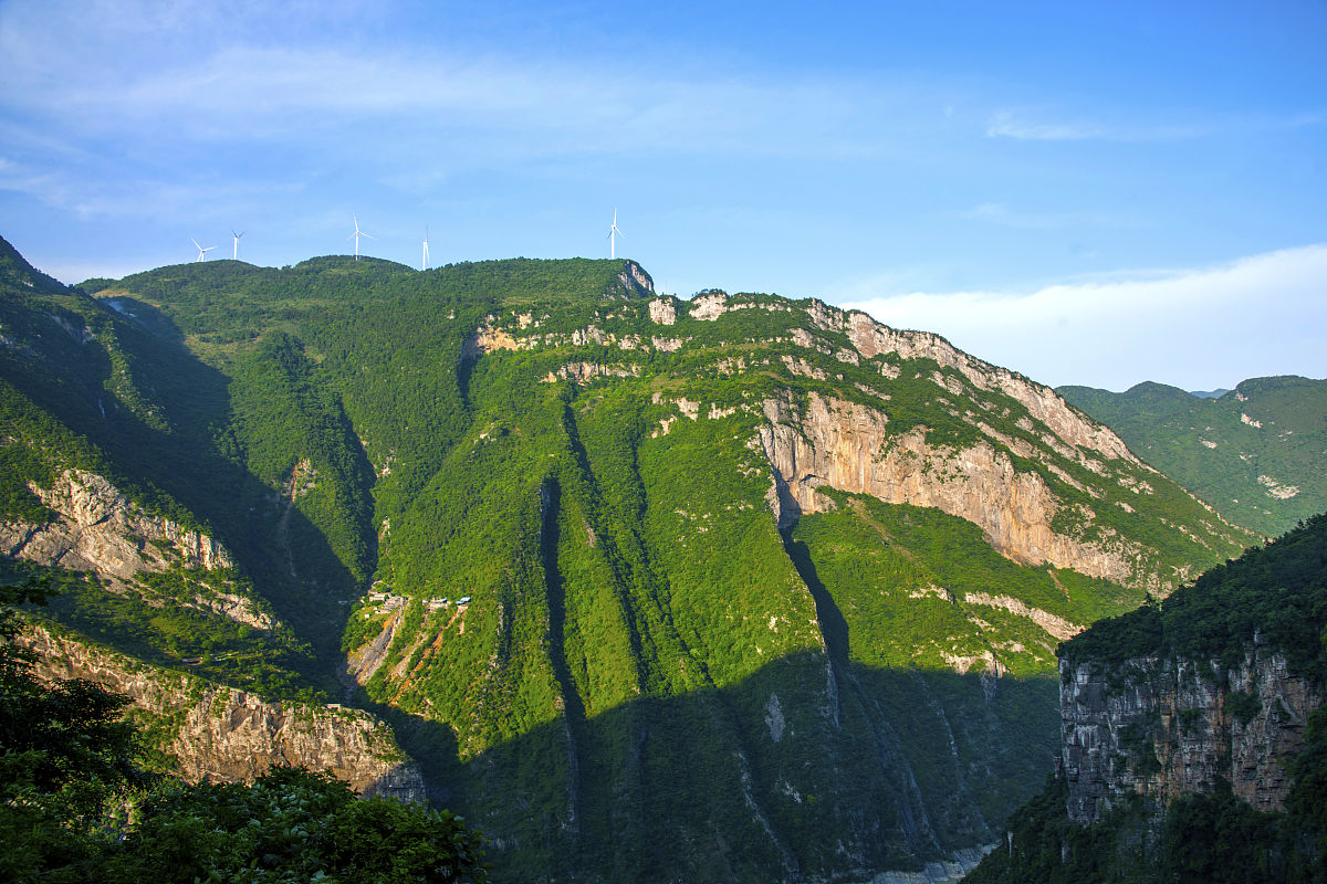 涪陵丝绸集团公司是什么时候修建的回答加拓展。