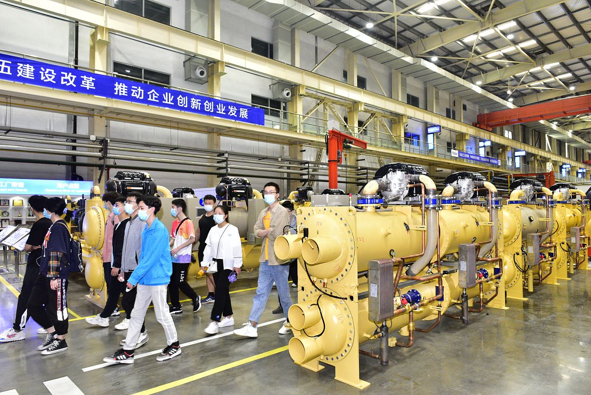 参观工厂实习报告撰写指南：内容框架和注意事项