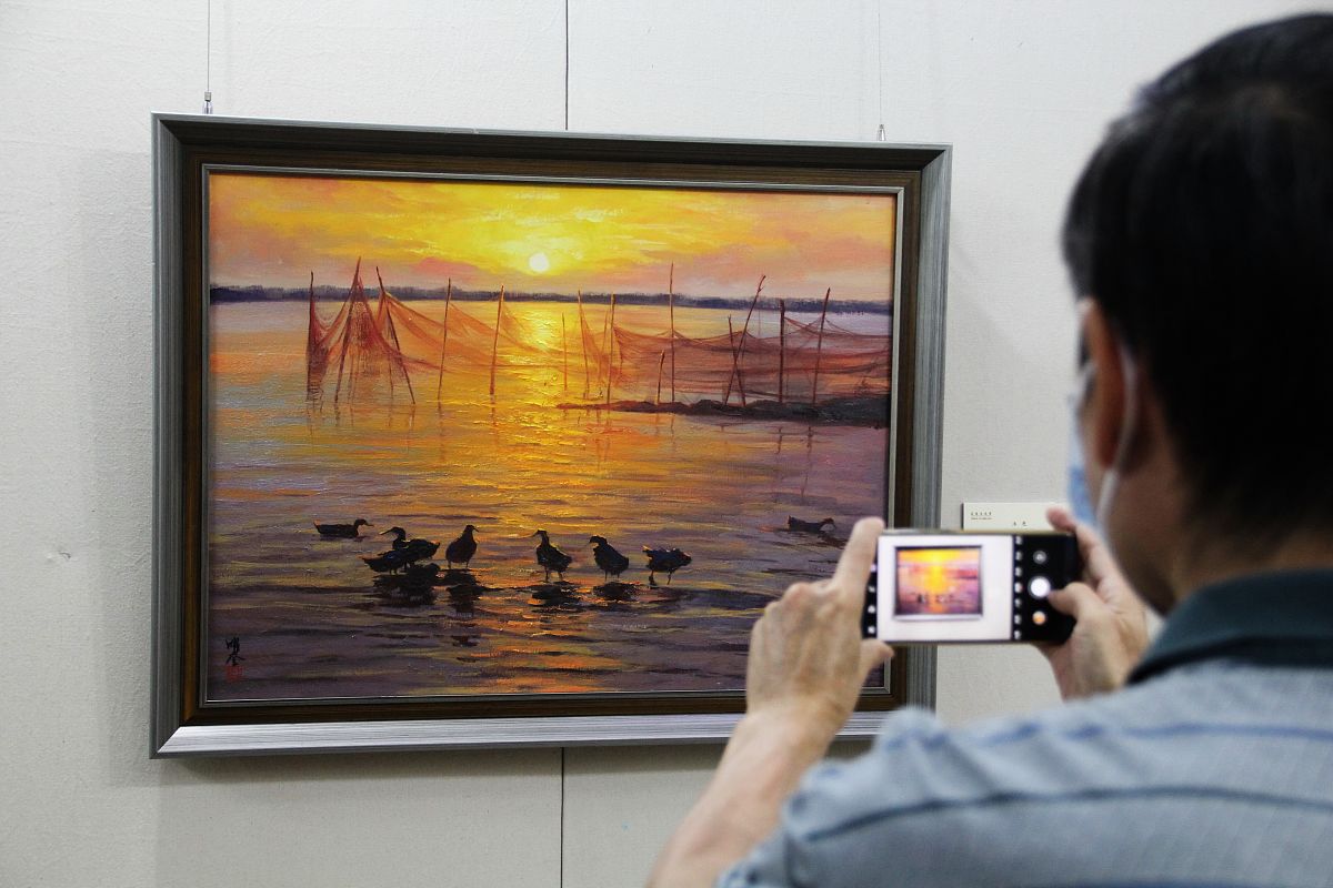 2020年9月19日上午,"妙造天地·匠心大美——朱曜奎油画·漆画·国画
