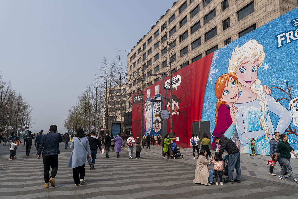 浙江商业技师学院电子商务专业就业前景分析：机会与挑战