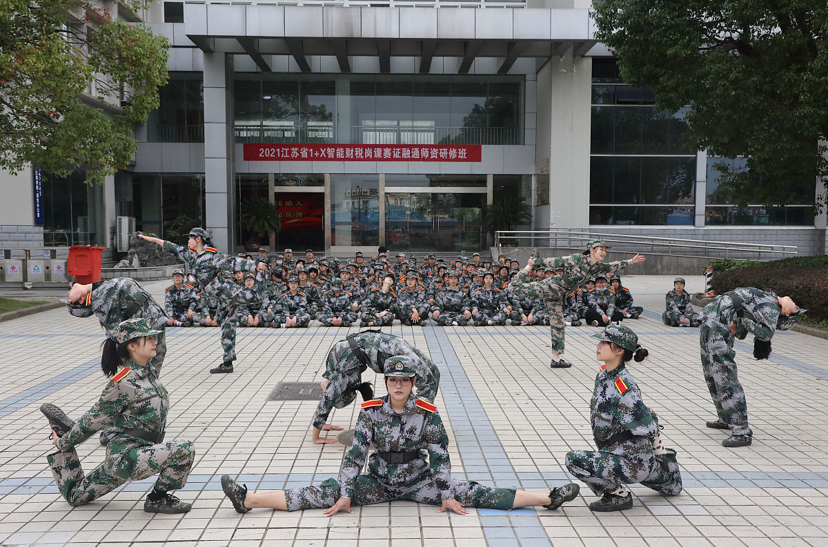 武汉军需工业技工学校物流管理专业就业前景分析