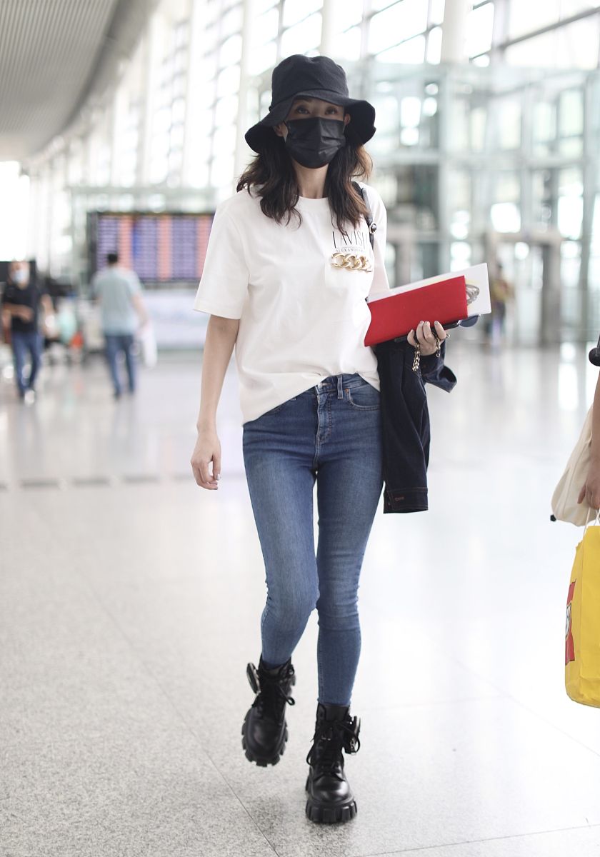 写 #乘风2023成团合影##浪姐4成团夜合影#20条文案