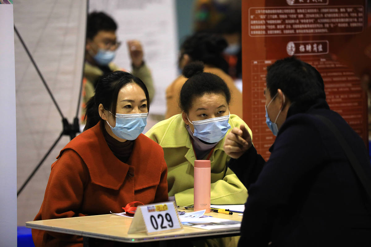 潇湘职业学院商务英语专业就业前景分析：薪资待遇、发展方向、就业机会