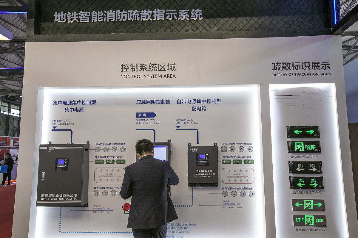 防爆消防应急灯石油：石油化工安全照明的可靠保障