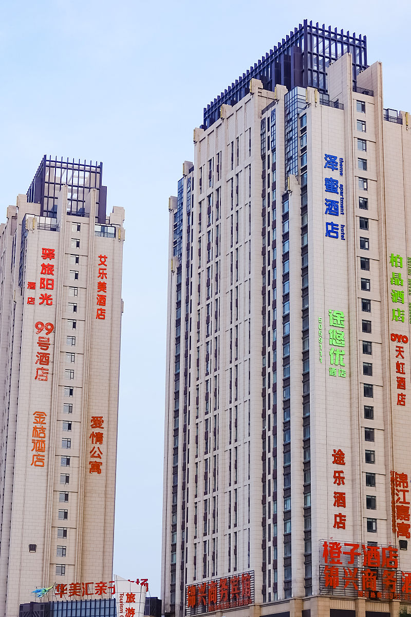 南部亿联酒店入住率提升策略：市场推广、服务升级、特色活动