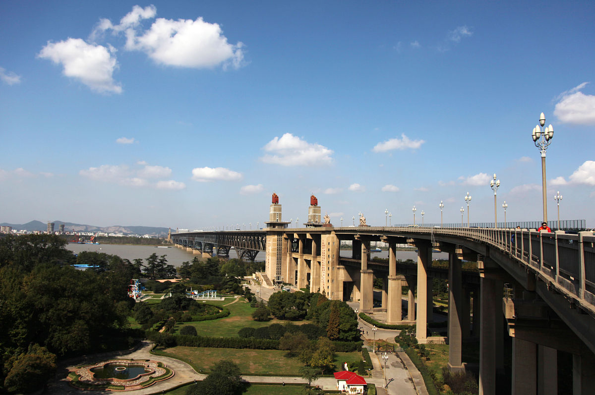 贵阳铁路学校就业前景广阔：解析铁路学校优势