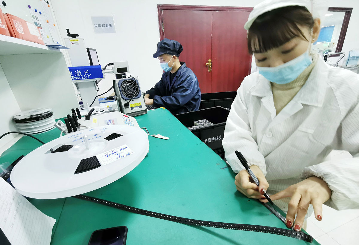 重庆科技职业学院服装设计与工艺专业学什么？技能、课程、就业前景全解析