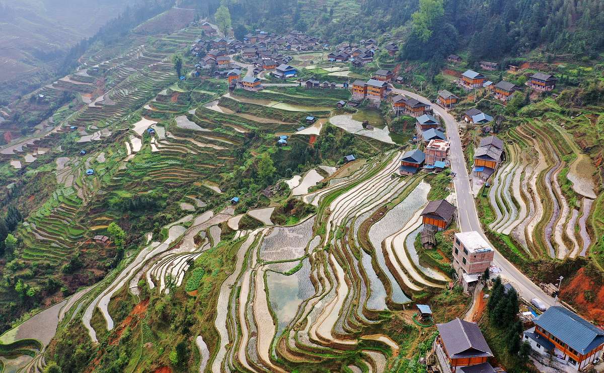 榕江县村超的背景