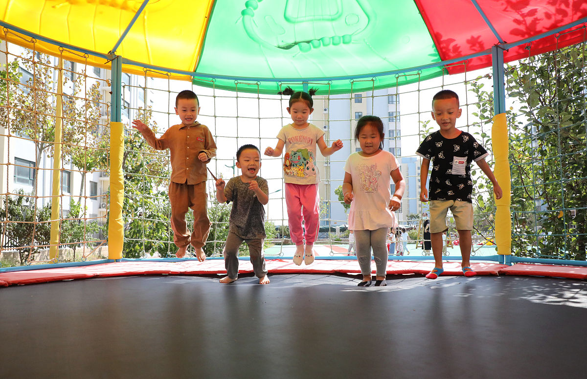 成都武侯游乐园幼师培训：成为孩子快乐的守护者