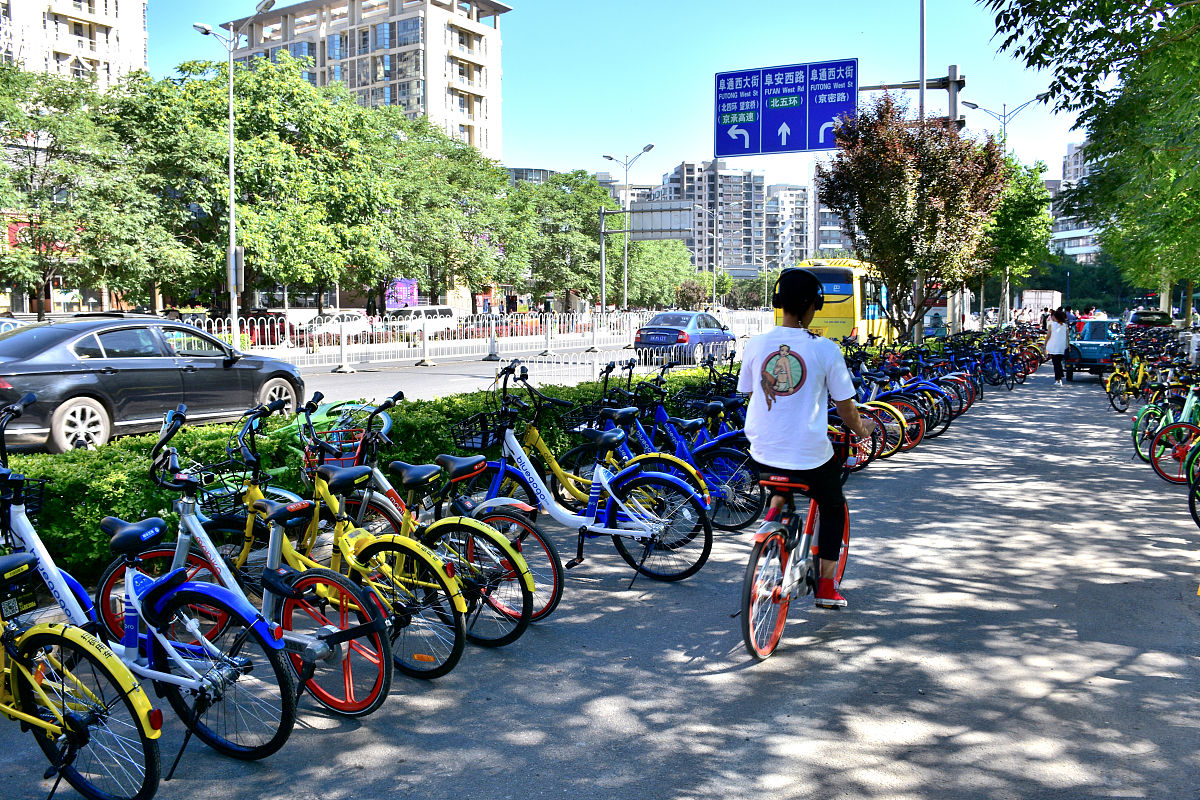 单车智能VS车路协同：哪种方案更适合未来交通？