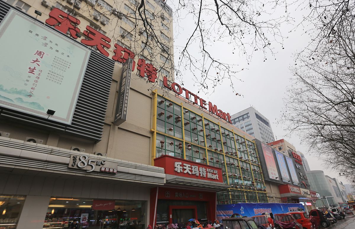 衡阳岳屏香江百货旧址改造升级为岳屏广场，成商业中心