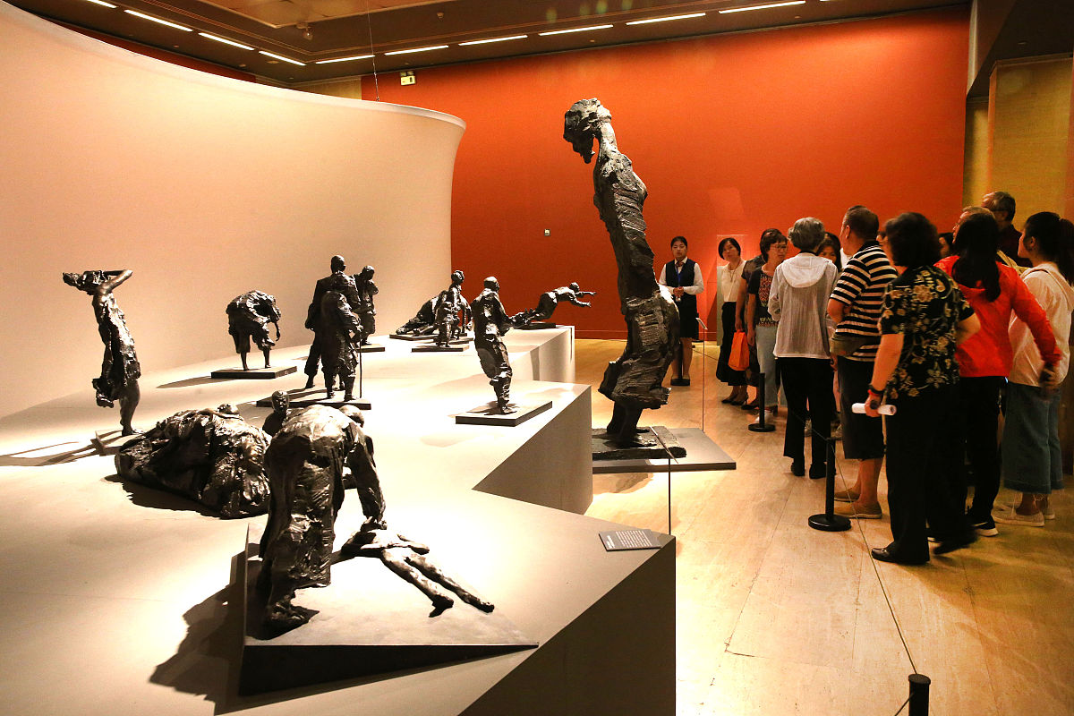 The spy museum in dcBooks are top priority带孩子参观的好处