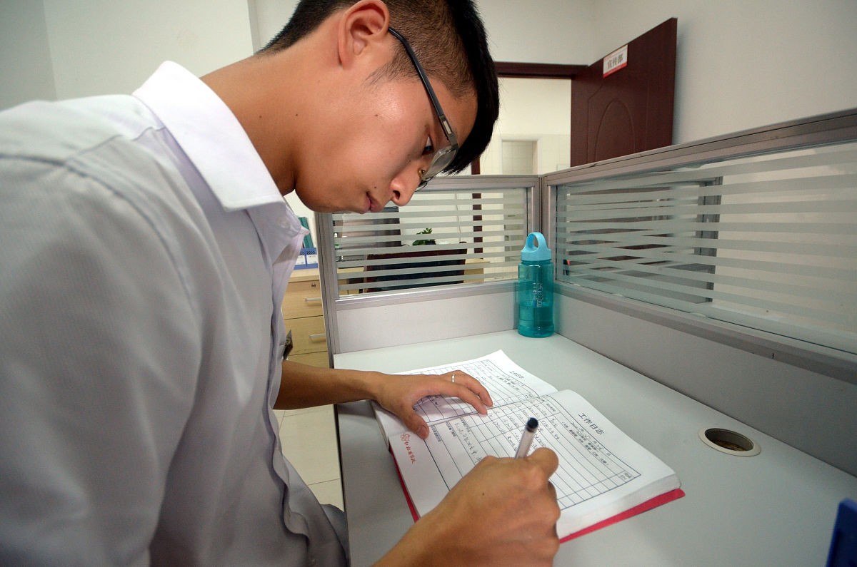 会计实习最后一周：独立完成所有流程，收获成长与经验