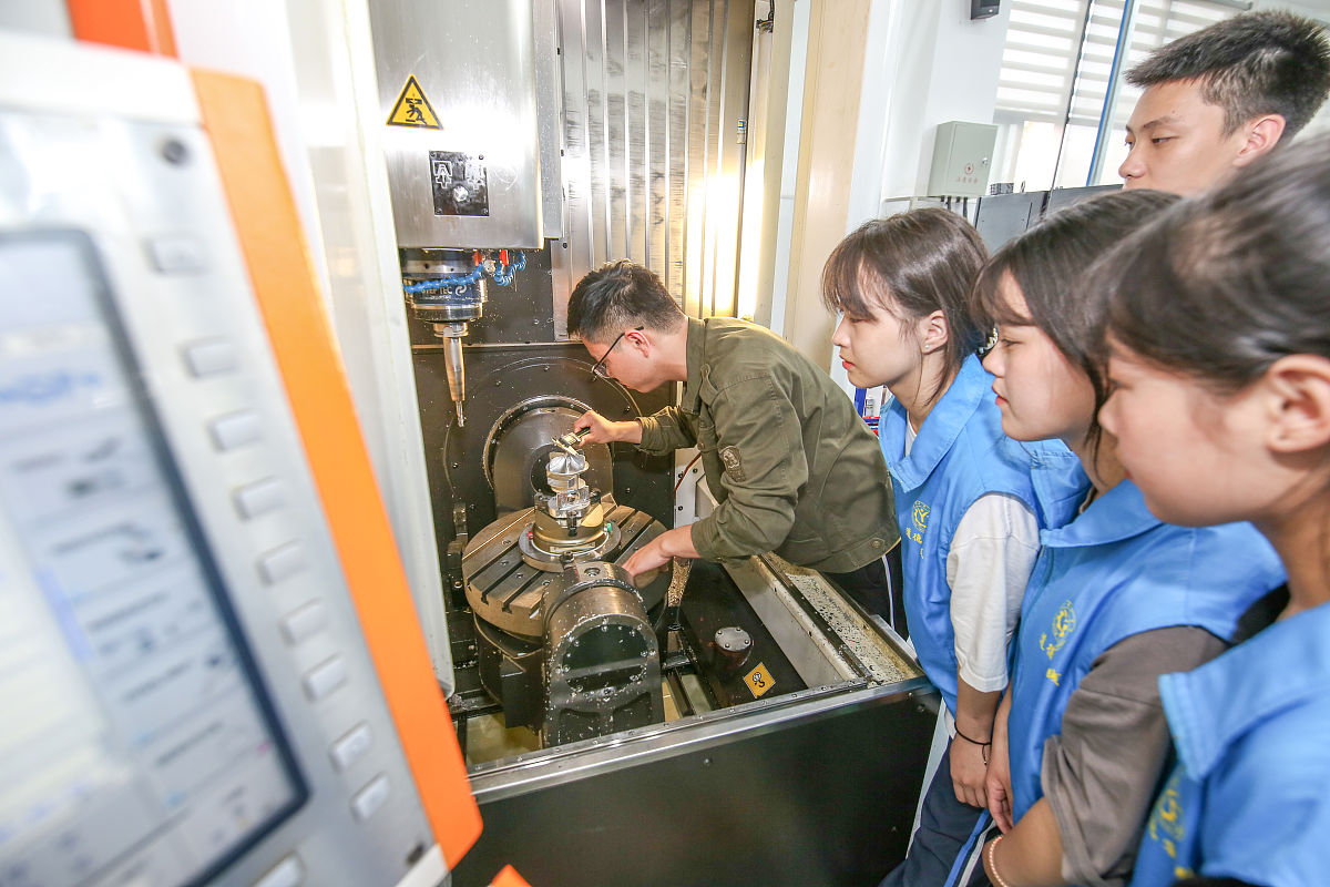 湖州技师学院2023年报名咨询电话-好不好