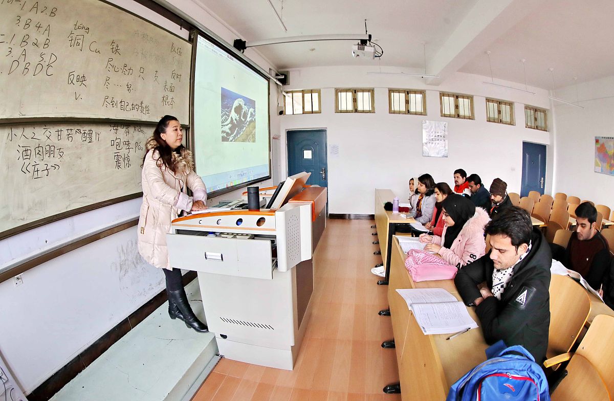 大连艺术学院广播电视编导专业怎么样？教学质量及发展方向解析