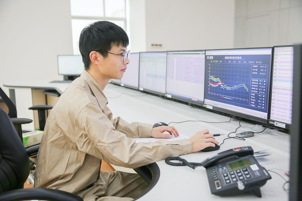 电力系统经济调度研究进展：传统方法与人工智能技术融合