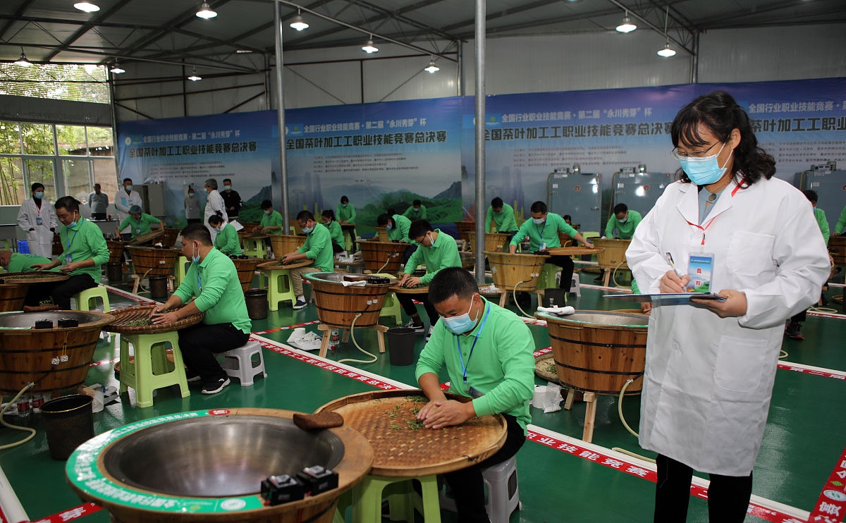 重庆中专学校读几年