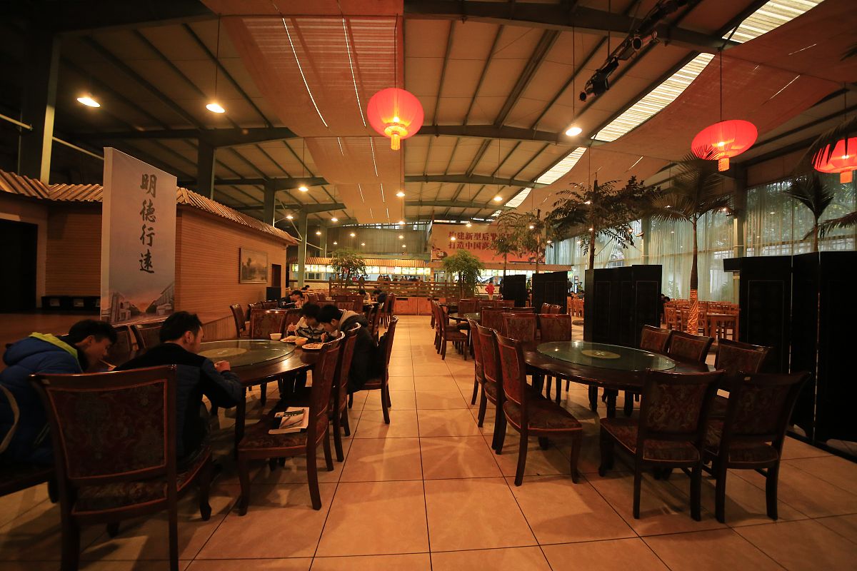 重庆卫校有哪些专业？- 重庆卫生职业学院专业解读