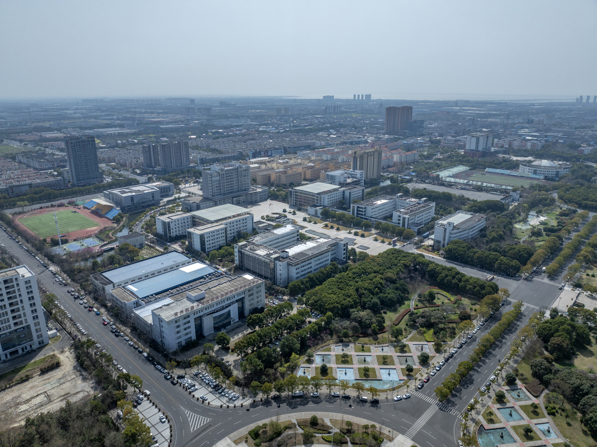 桐乡技师学院新校区地址：2023年搬迁至南部新址