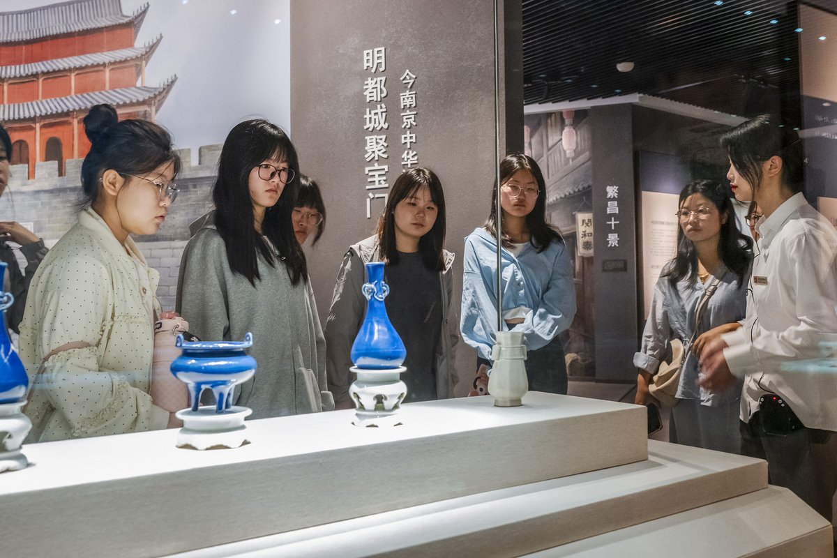 厦门文物修复专业就业前景分析：机遇与挑战并存