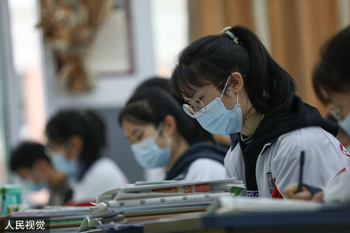 武汉2022年初中生能考卫校吗