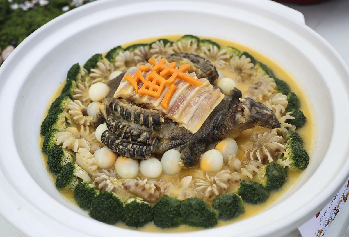 2020年10月30日,江苏淮安,淮河菜品.