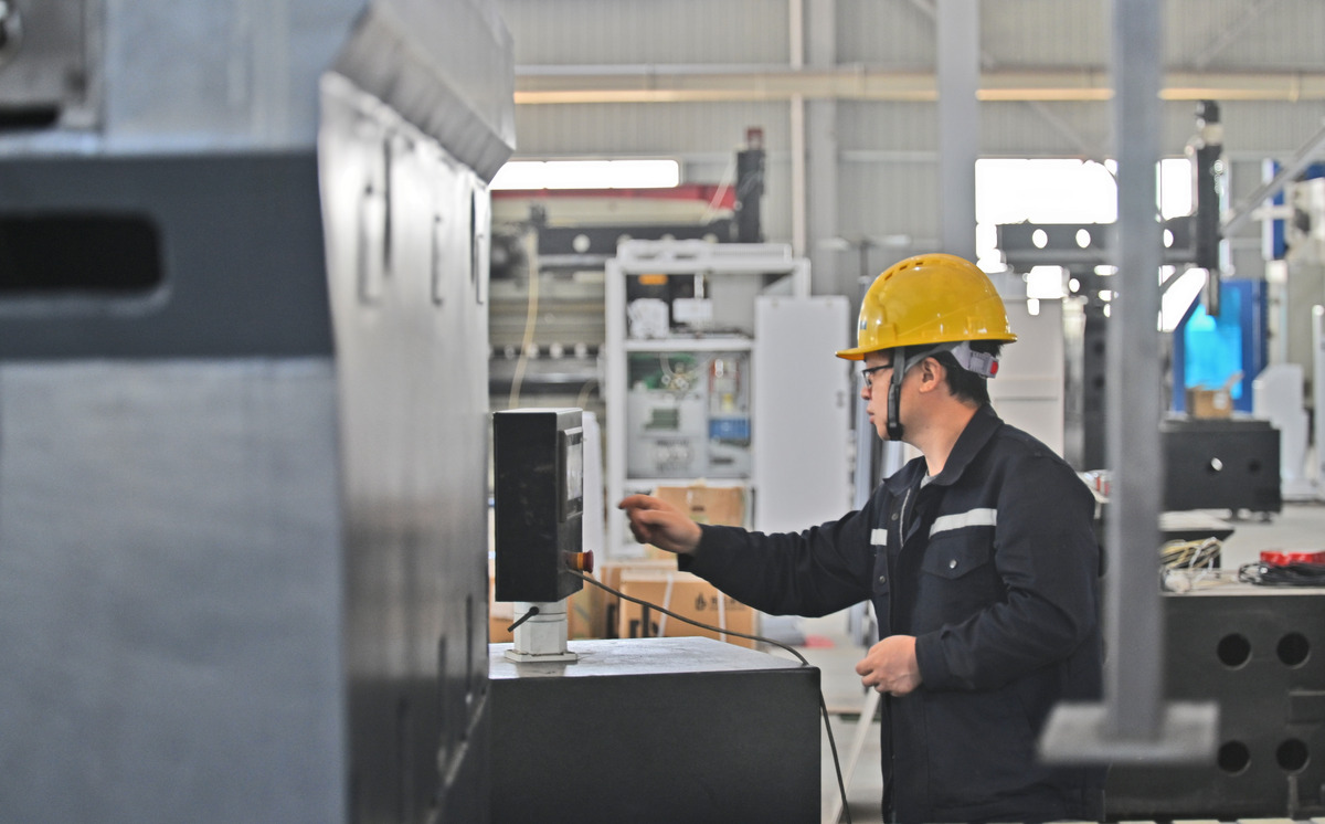 电力设备检修专家:技能与能力解析 电力设备检修专家:技能与能力解析