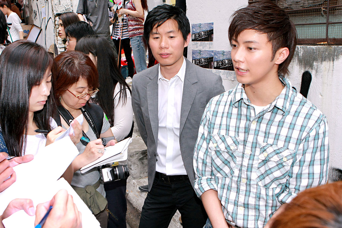 2008年5月7日,香港,高清电视剧《幸福的味道》举行开镜礼.日星成宫宽