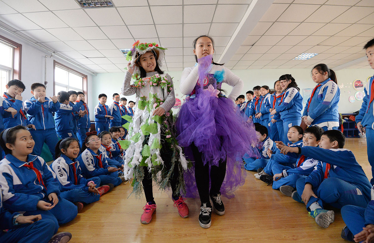 2022年云南轻工业学校幼儿教育服装制作与销售专业招生