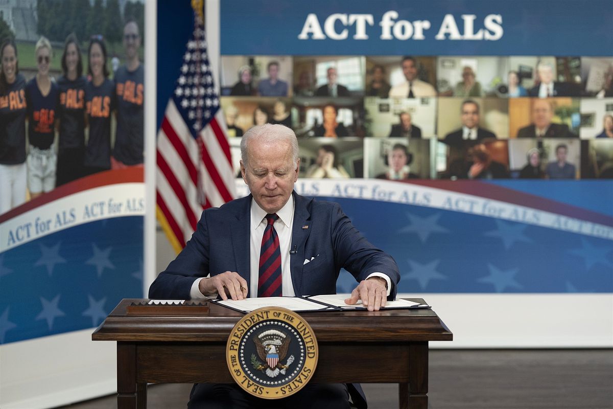 重庆第三卫生学校2023年招生专业-医学影像技术/口腔医学等