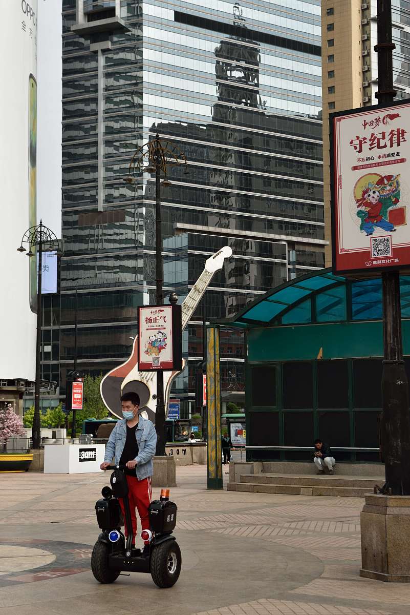 不知道你想要什么回答需要更具体的问题或情境来进行回答。请提供更多信息。开一家电动车修理店 需要多少资金